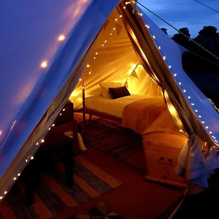 펜션 6m Xl Bell Tent Near Whitby With Log Burner Liverton