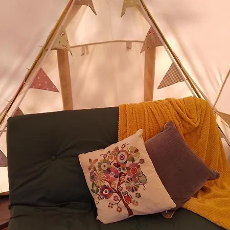 6m Xl Bell Tent Near Whitby With Log Burner * Liverton